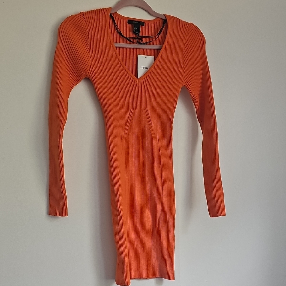 Forever 21 Orange Ribbed V-Neck Bodycon Dress